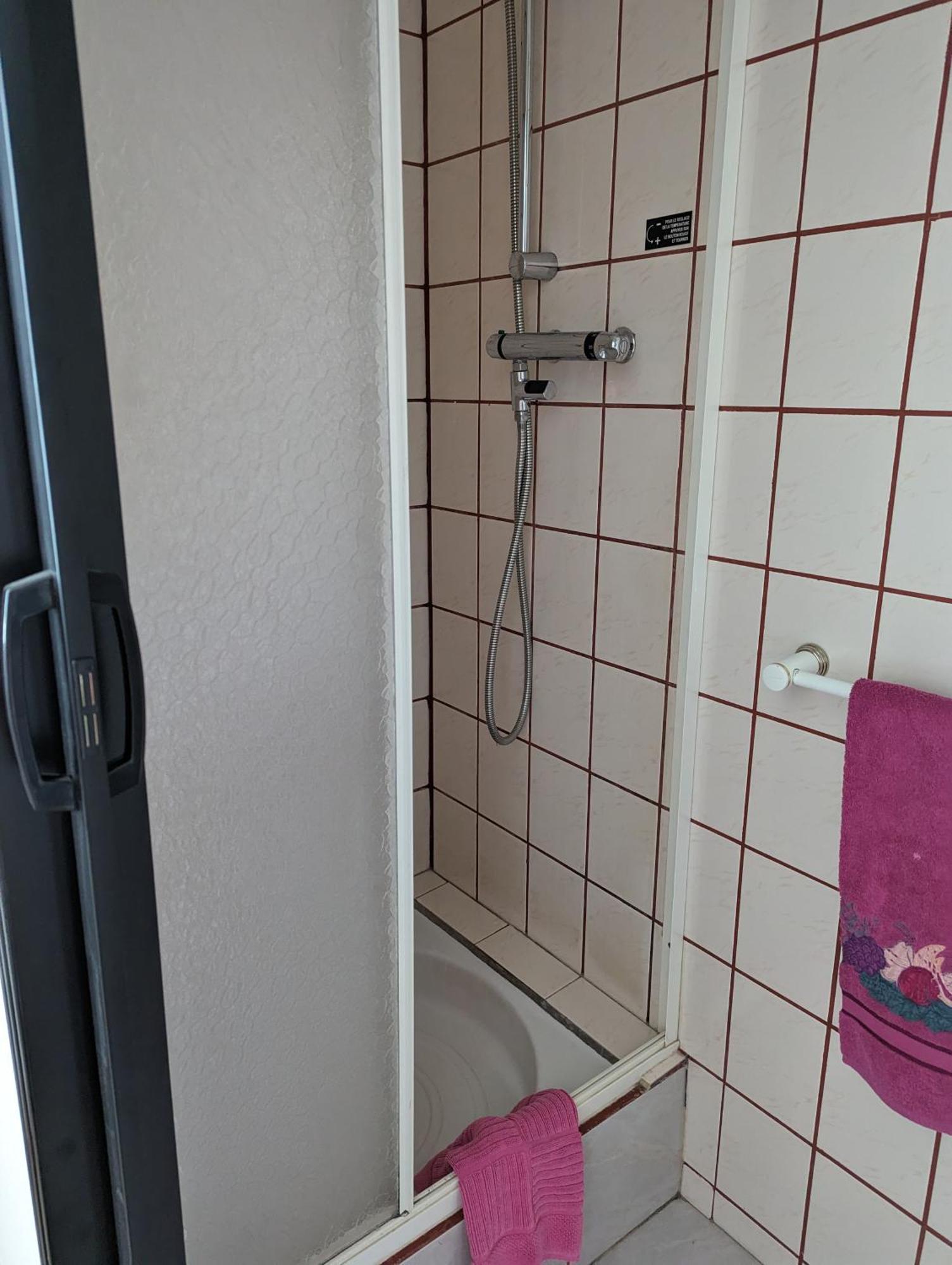 אובנה Auberge Des Pins מראה חיצוני תמונה