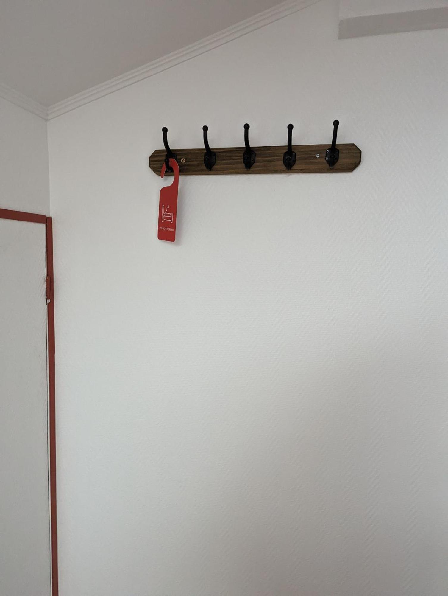 אובנה Auberge Des Pins מראה חיצוני תמונה