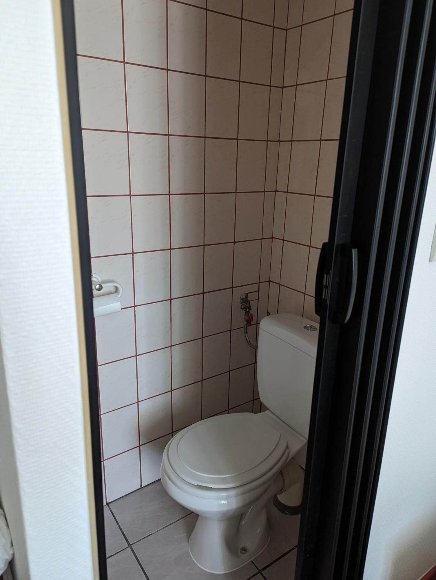 אובנה Auberge Des Pins מראה חיצוני תמונה