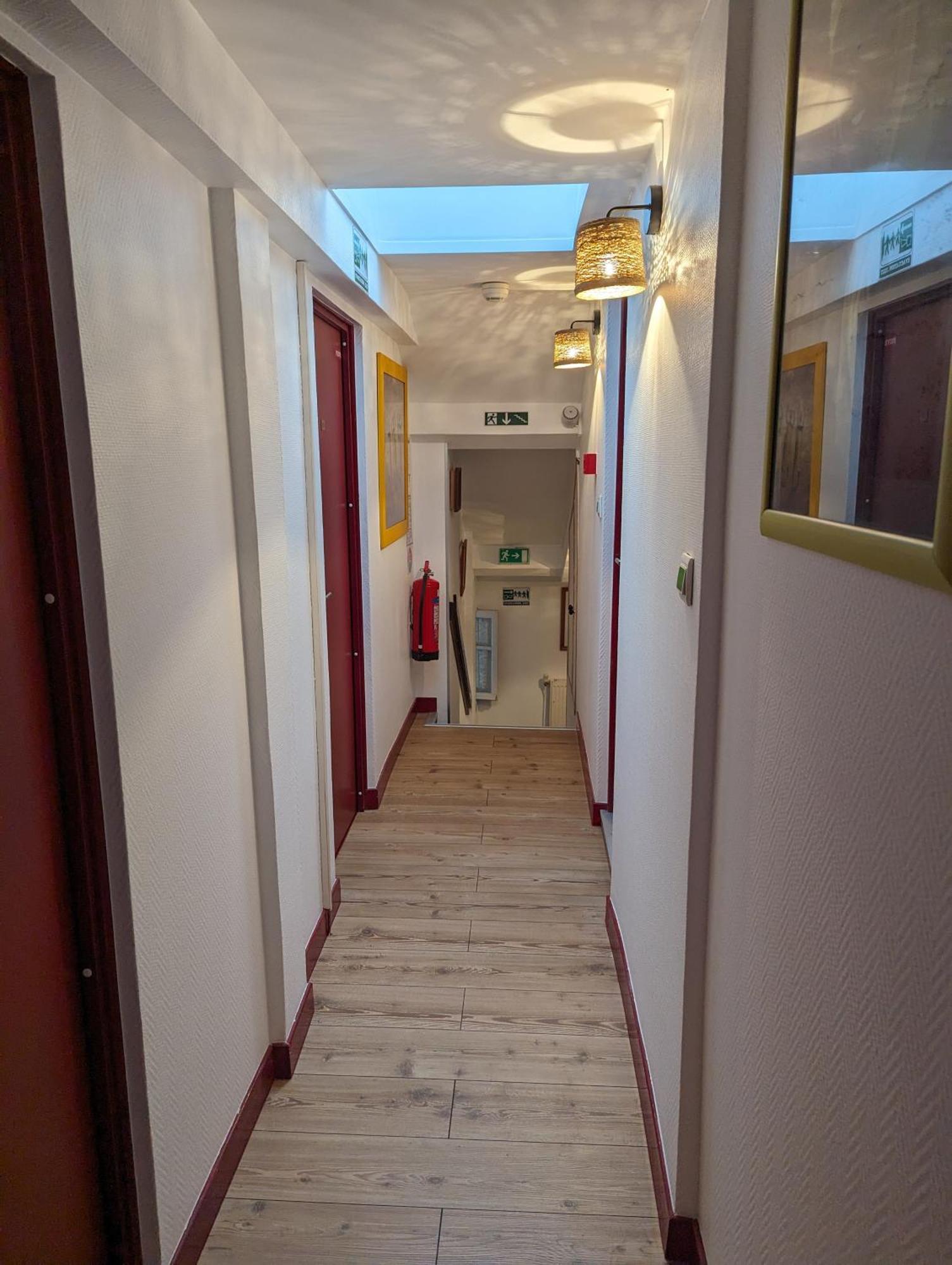 אובנה Auberge Des Pins מראה חיצוני תמונה