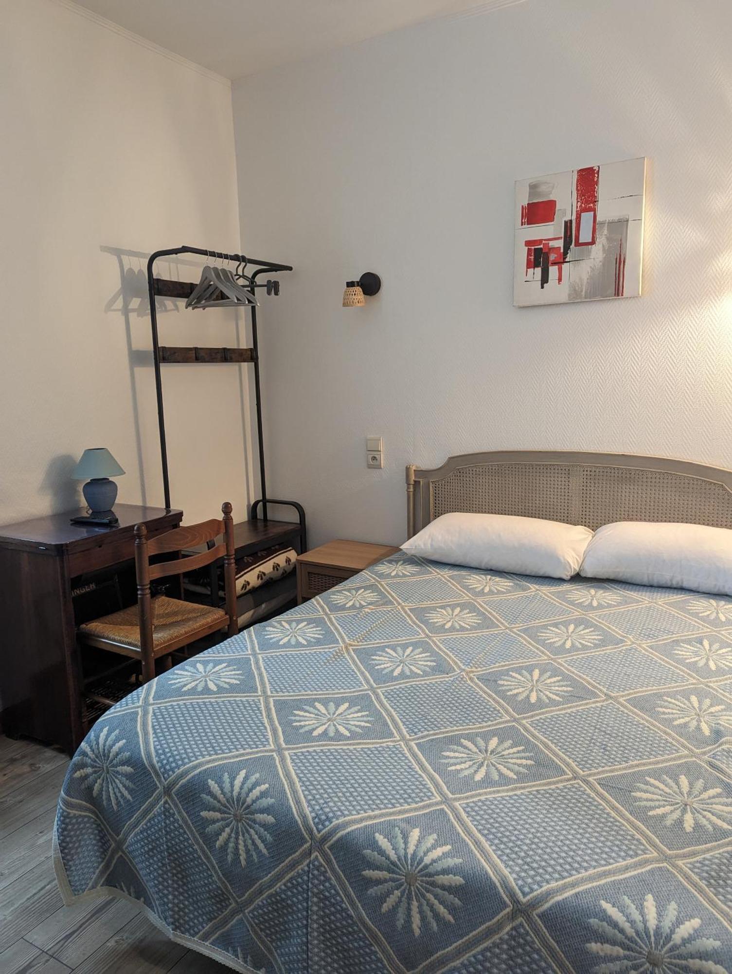 אובנה Auberge Des Pins מראה חיצוני תמונה